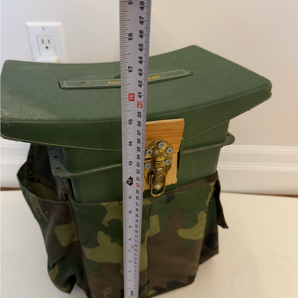 Vintage Woodstream Hunter Seat 9080 Tackle Ammo Storage box and Chair - Picture 3 of 11